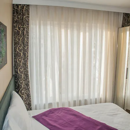 57 Taksim Harbiye 3* İstanbul